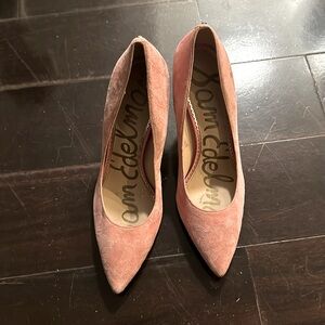 Sam Edelman Pink Suede Pumps